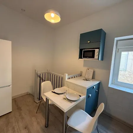 Apartment Le Nouveau Varanda